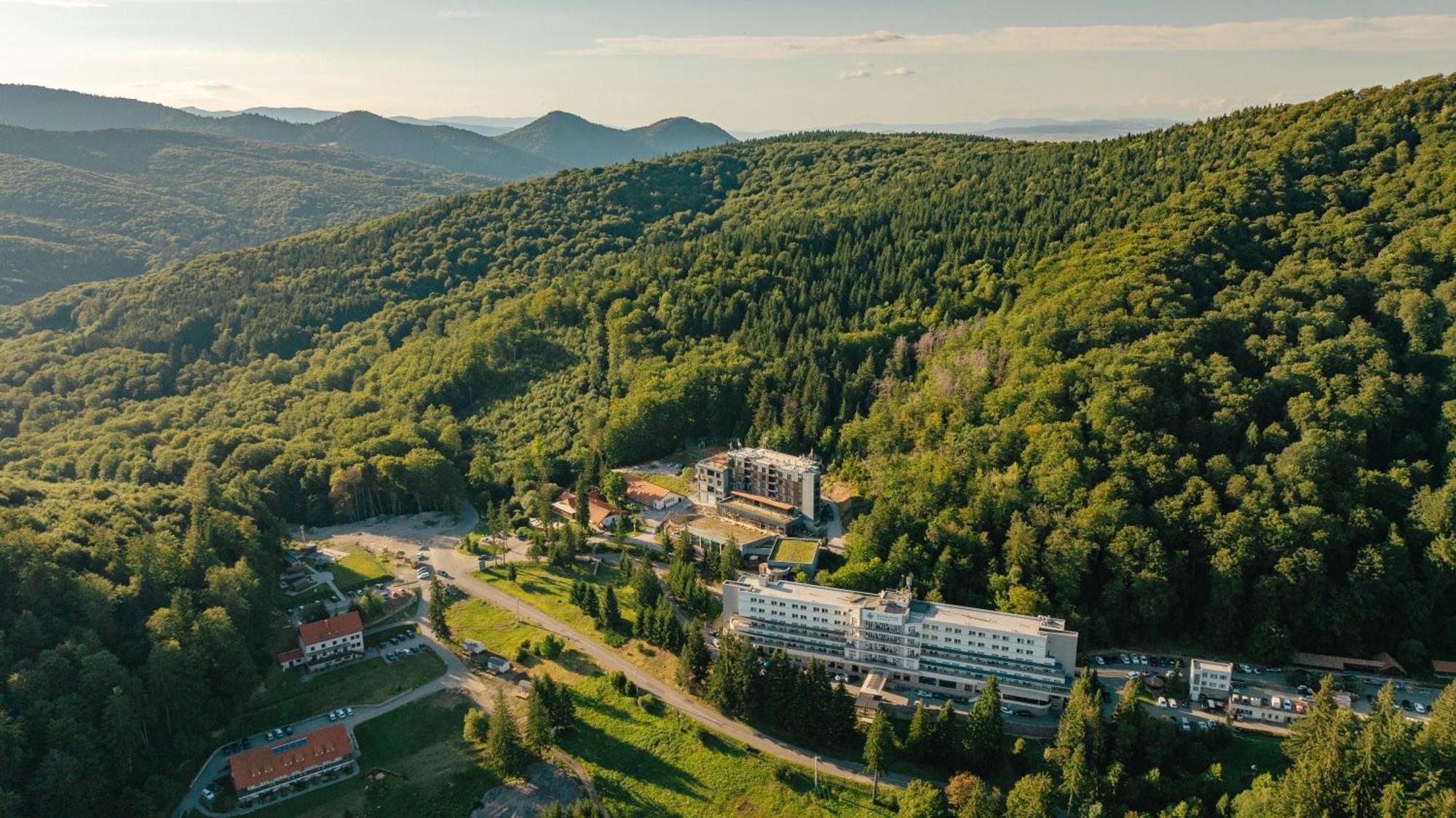 Balvanyos Resort - Peakture Hotel & Grand Hotel بالفانيوس المظهر الخارجي الصورة